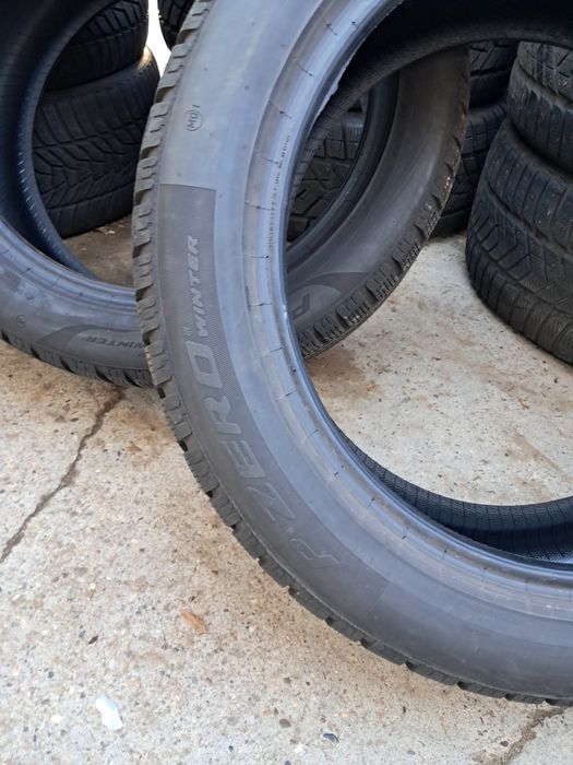 1xAnvelopa second iarna 235 50 R19 Pirelli PzeroWinter 7.3mm 2023