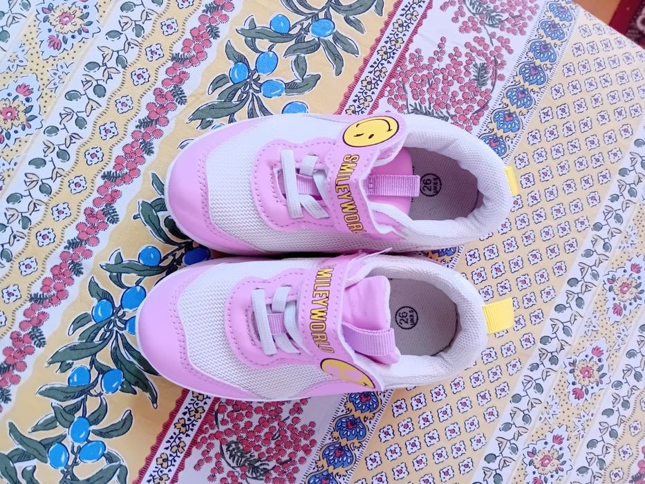 Adidași fetiță în stare bună