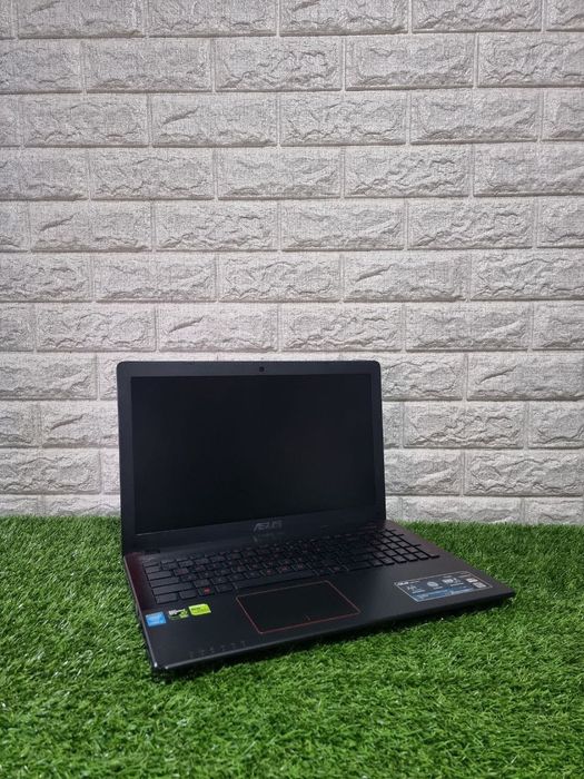 Asus X550JK хамёнбоп нархда Gaming вариант.