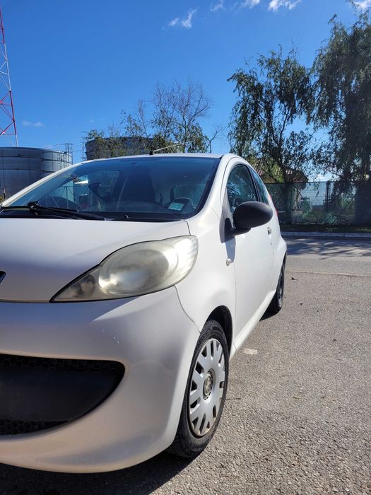 Peugeot 107 2008 2 usi