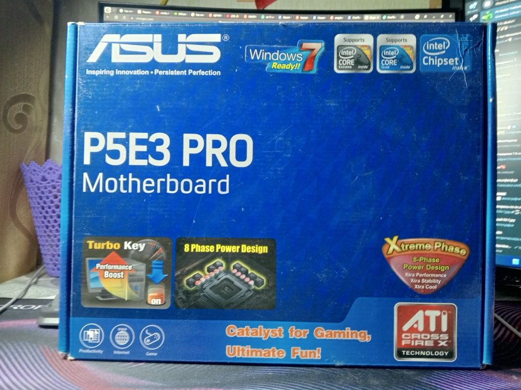 Материнская плата Asus