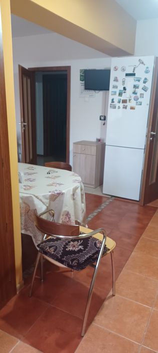 Ofer spre inchiriere apartament 3 camere Hunedoara- zona Kaufland