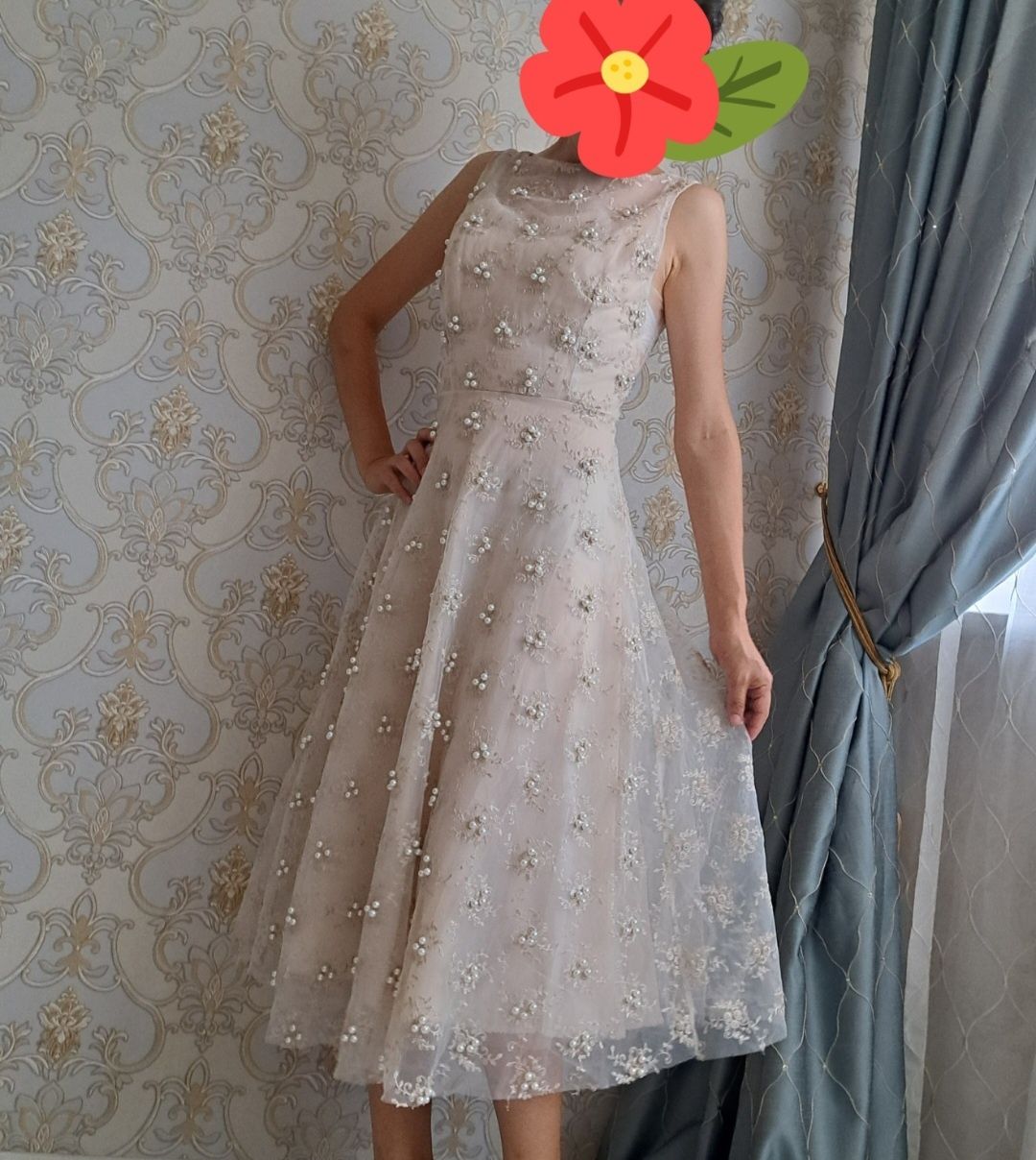 Платье с бисером