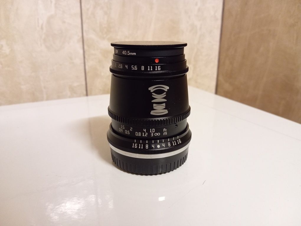 Obiectiv Manual TTArtisan 17mm F 1.4 Wide Angle APS-C
Obiectiv Manua