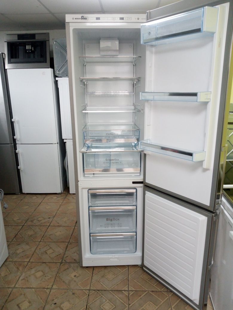 Иноксов комбиниран хладилник с фризер Бош Bosch A+++ 2 години гаранция