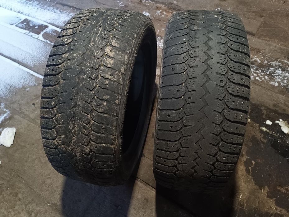 Продам 2 баллона 215/55 R16