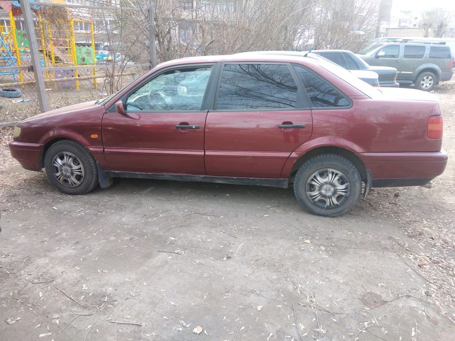 Продам автомобиль фольксваген В4