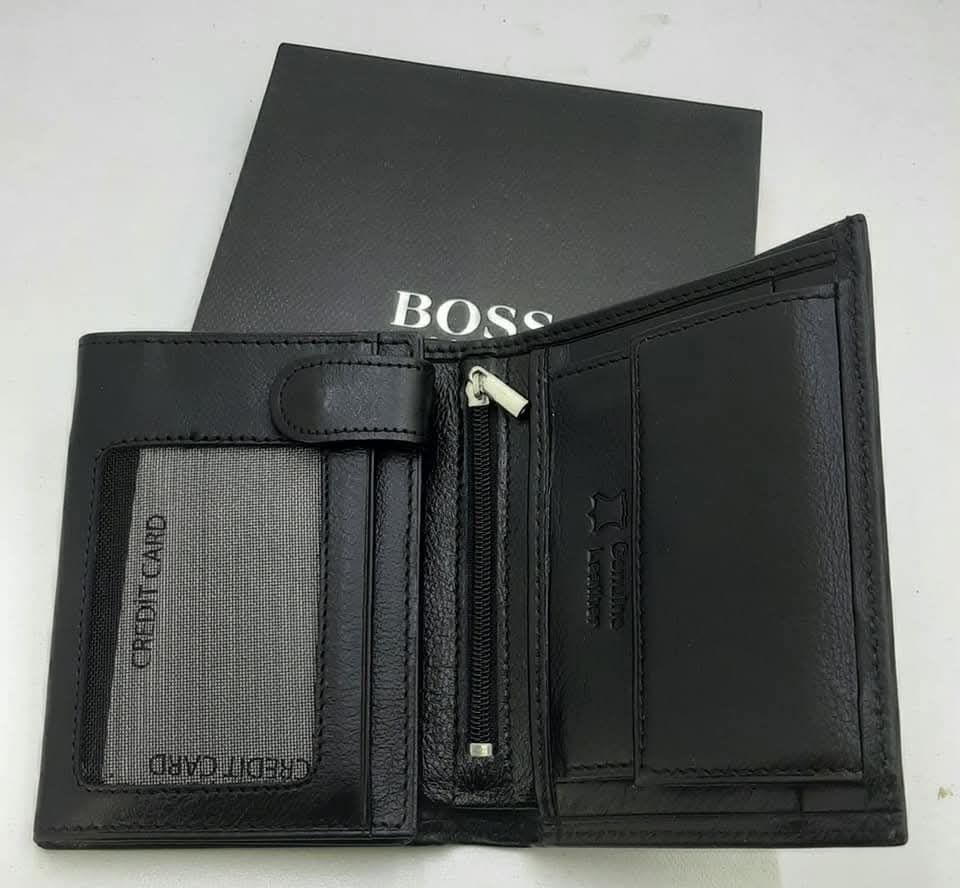 Мъжки портфейли Boss и Armani  естествена кожа,няколко модела - 40 лв.