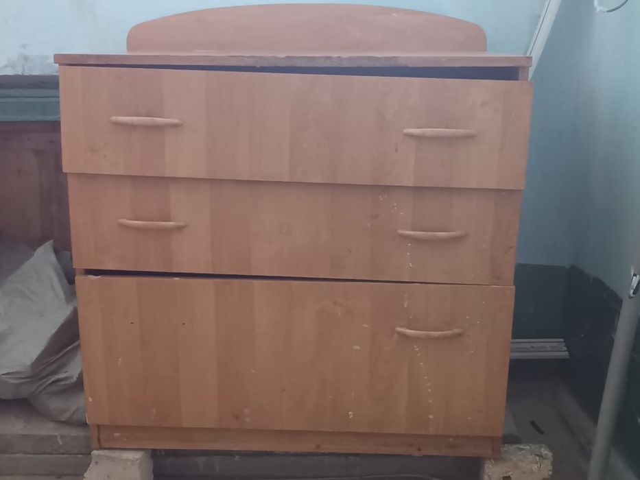 Отдам даром комод