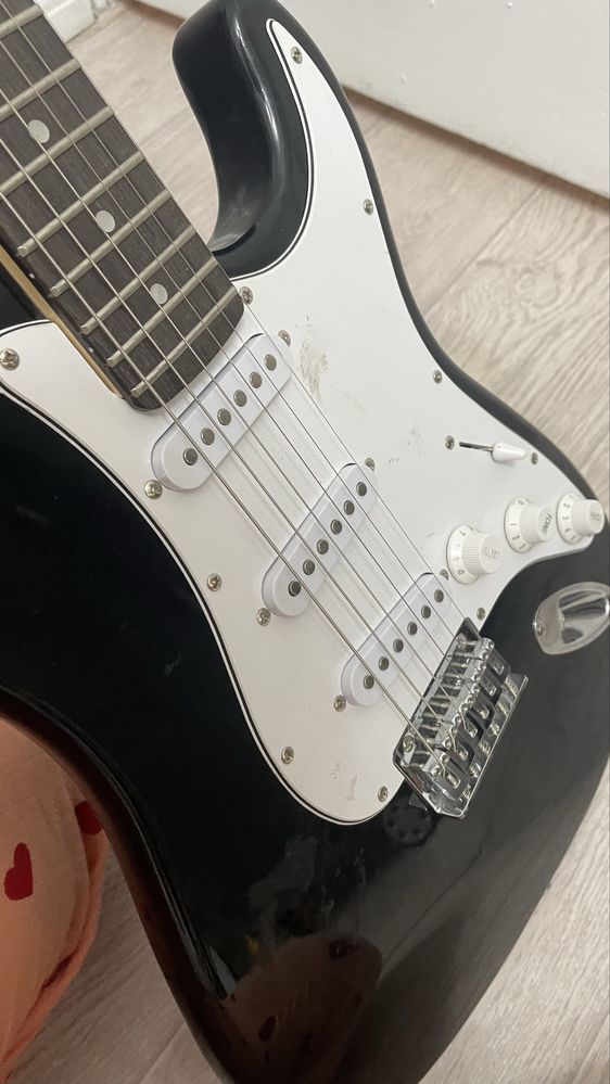 fender squier и marshall mg10
