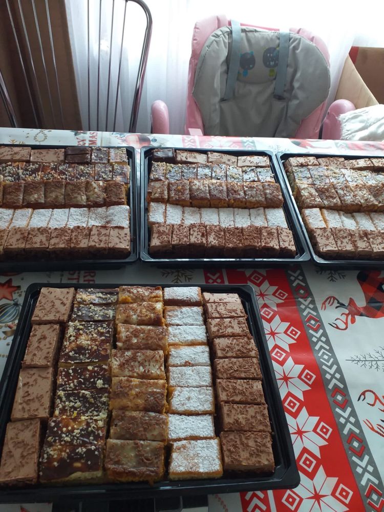 Cozonac si prajituri de casa -100Ron Kg