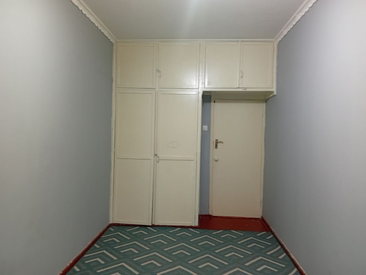 Чилонзор. Метро енида. Кизларга.   Жой бор. 800мингдан.