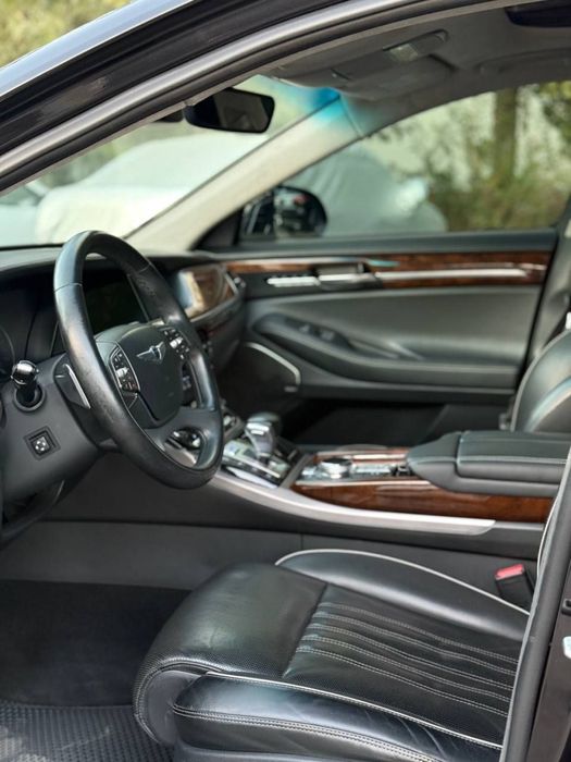 Genesis G90 возможен обмен или в рассрочку