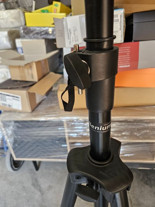 Комплект от 2 стойки за високоговорители Millenium BS-2211B MKII