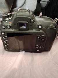 Продавам фото апарат Никон  д7200
