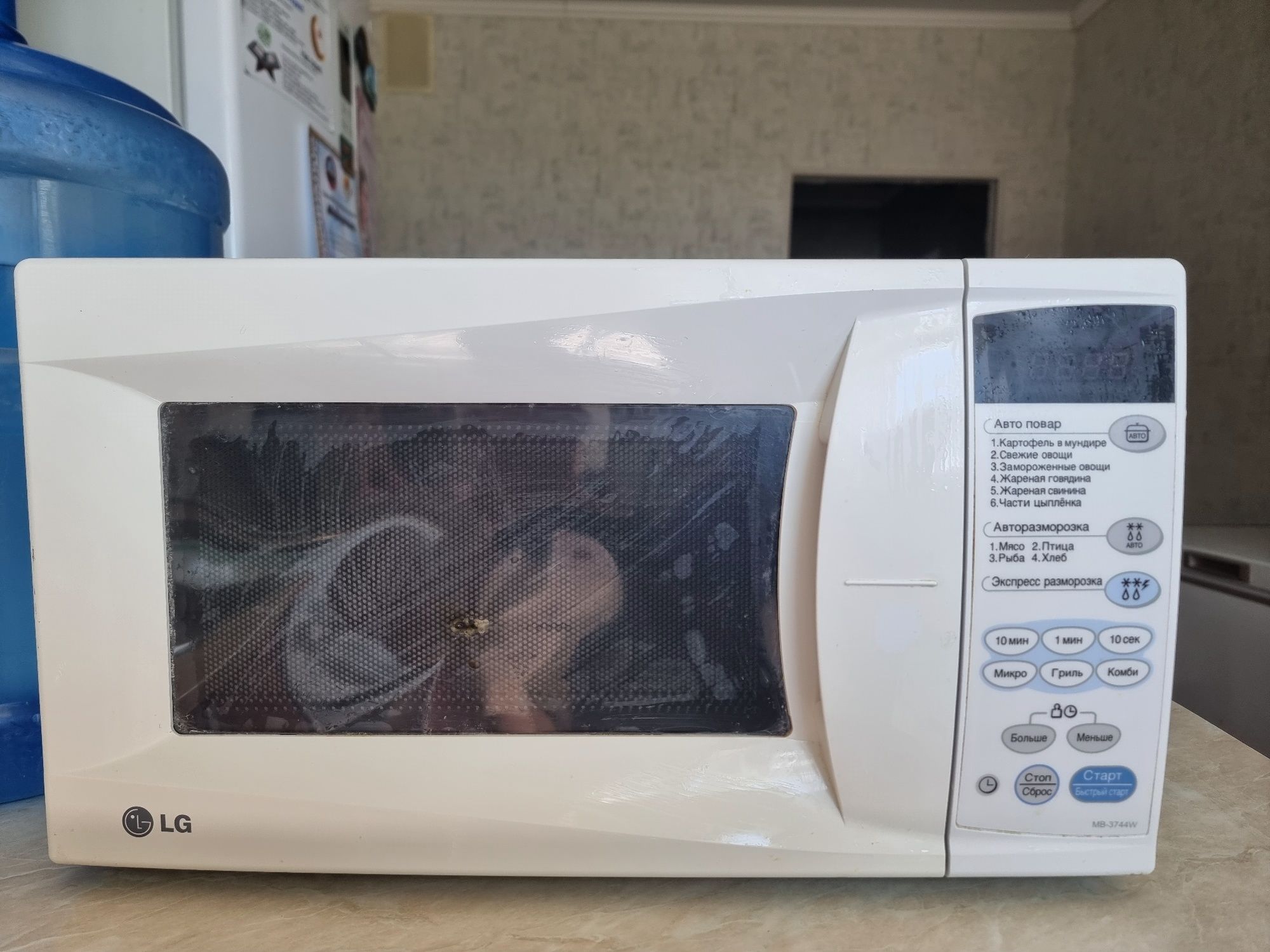 Продам микроволновую печь