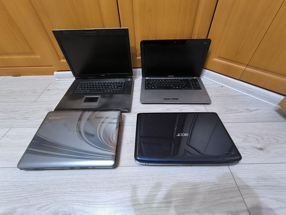 Лаптопи на части