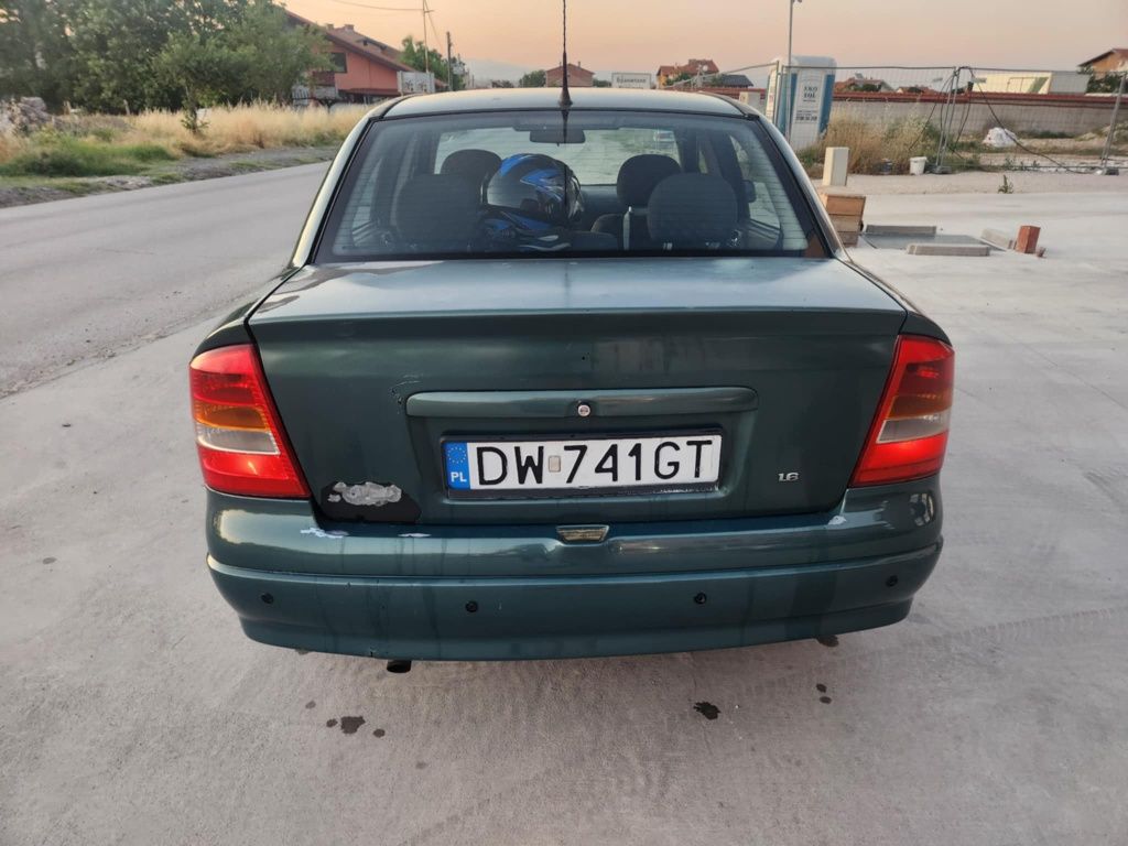 Продавам Opel Astra