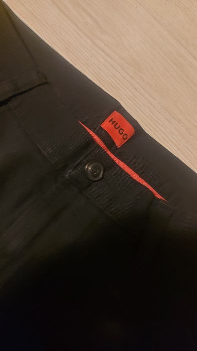 Hugo boss панталон 33/34