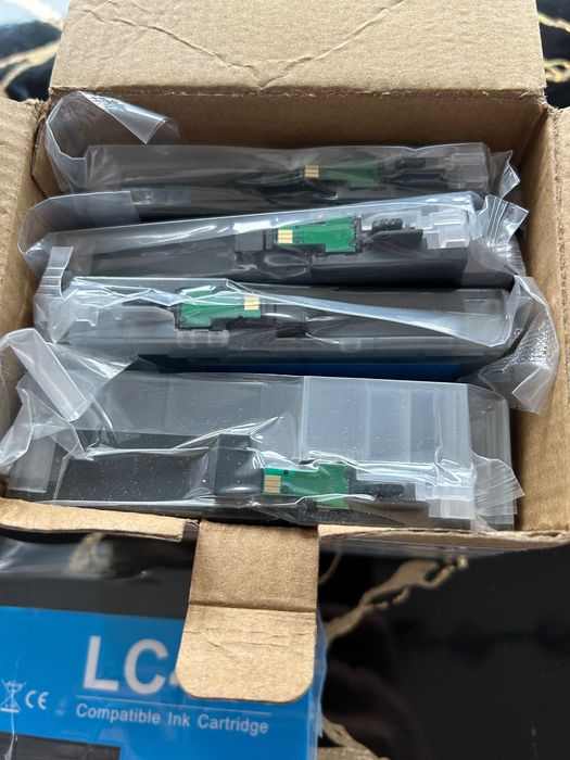 Set cartuse noi imprimanta 903XL si LC424