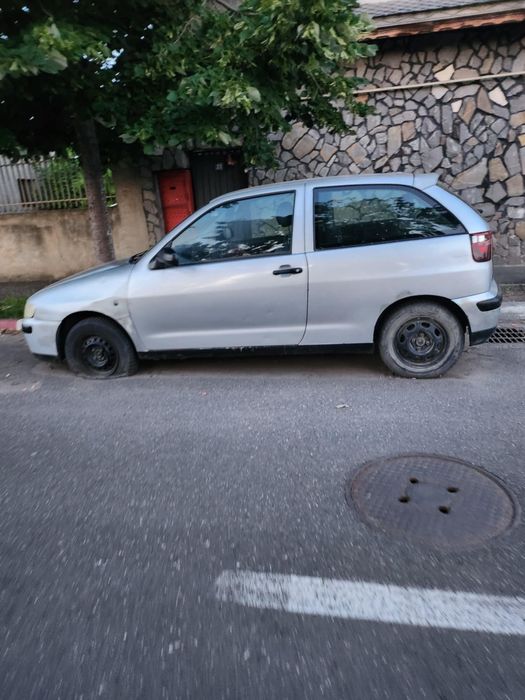 Vand masina pentru rabla sau dezmembrare