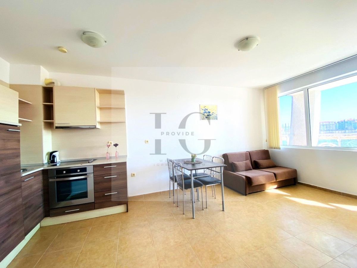 Продава се Двустаен апартамент в Ахелой - 65 кв.м за 839 €/кв.м - Снимка #8