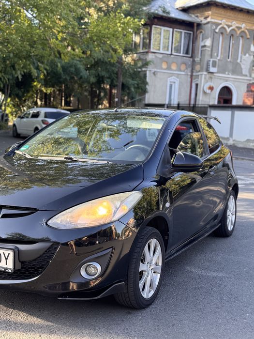 Vand mazda 2 1.3 benzina euro 5