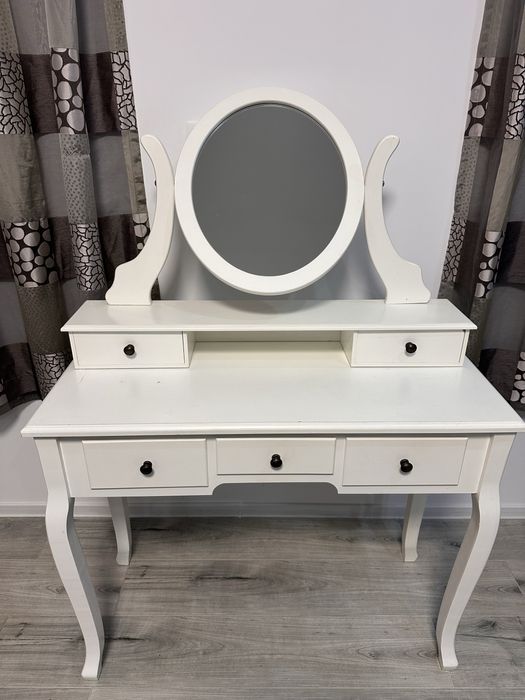 Vand masa de machiaj MALLING cu oglindă albă