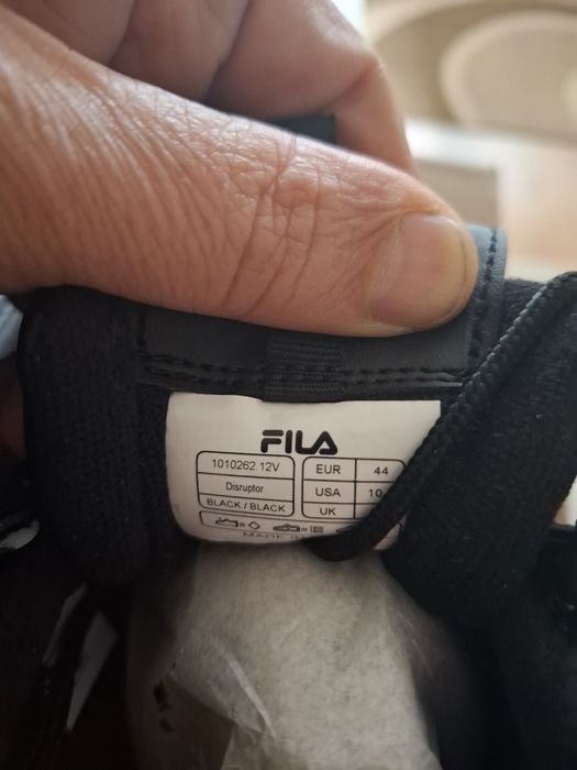 Маратонки FILA 44 номер
