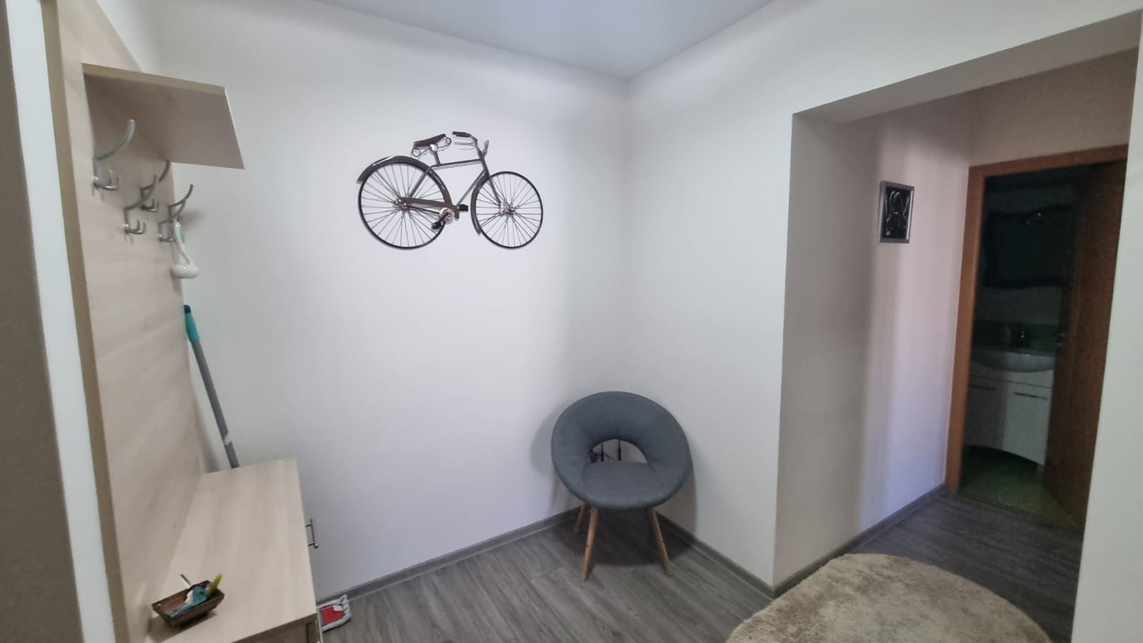 Inchiriez apartament Dacia 2 camere persoana fizica