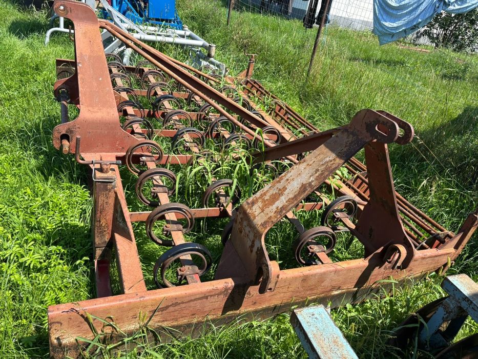 Cultivator de 3 metri latime de lucru