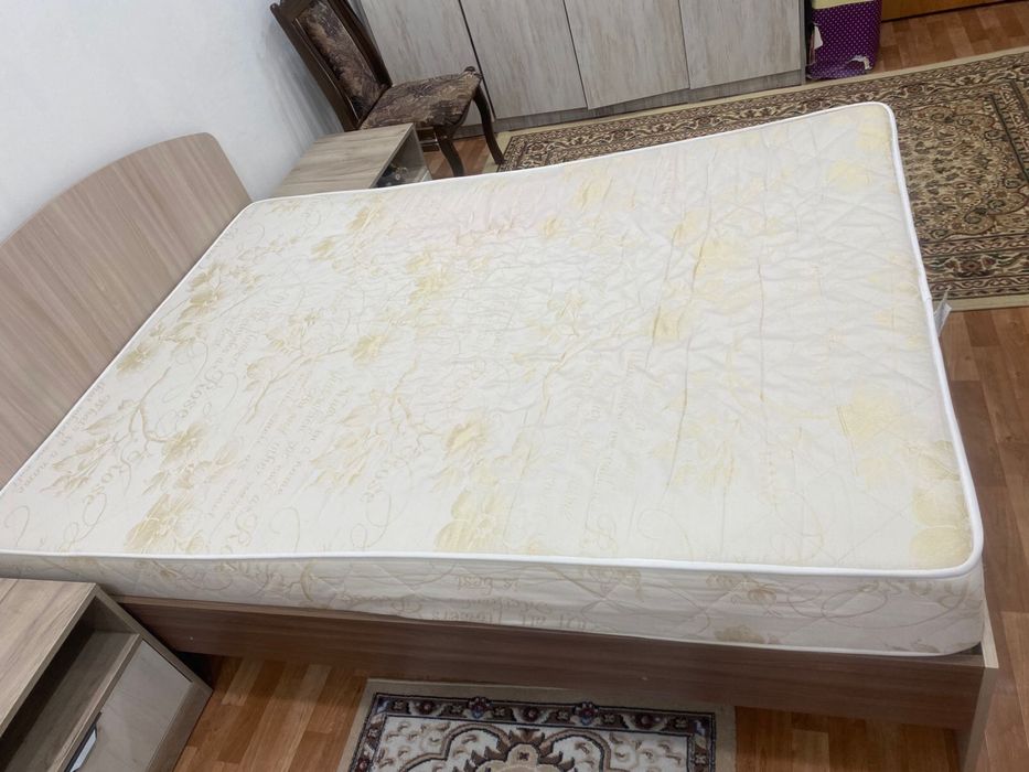 Срочно Продам Ортопедический матрас в хорошем состоянии . Покупали год