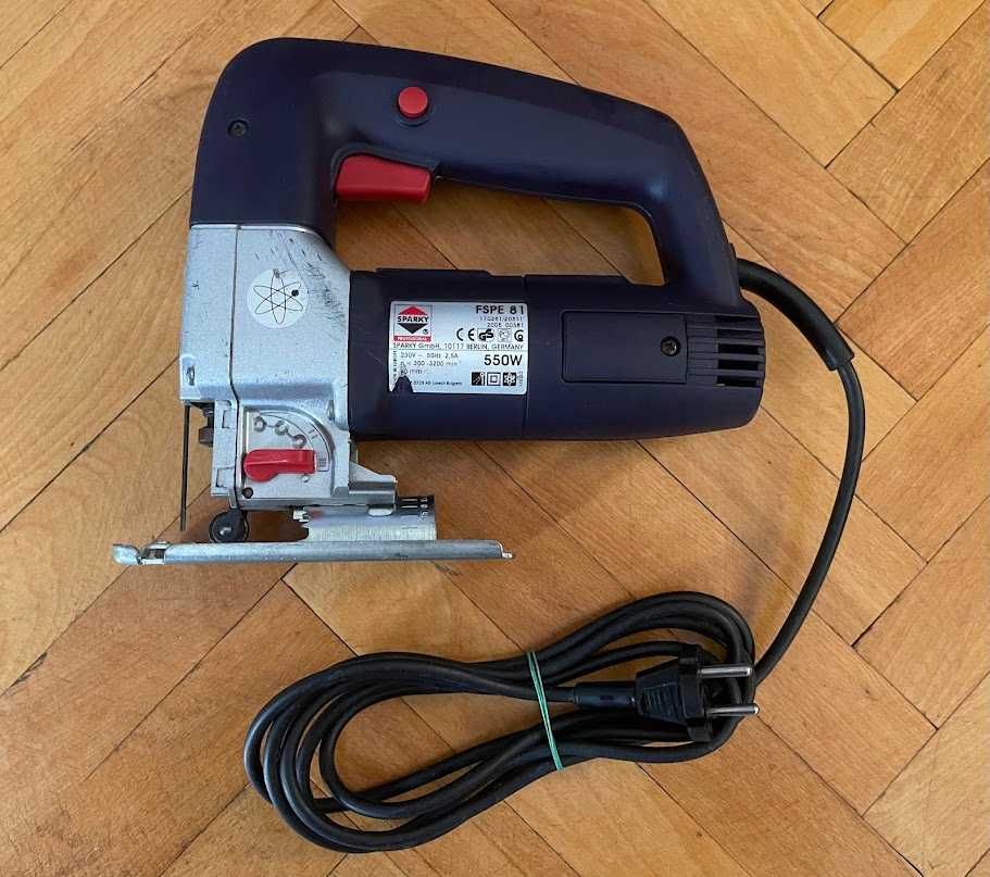 Sparky FSPE 81 550W Прободен трион Зеге с регулиране на оборотите.