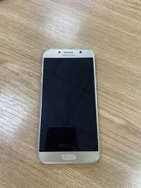 Продам телефон Samsung А7
