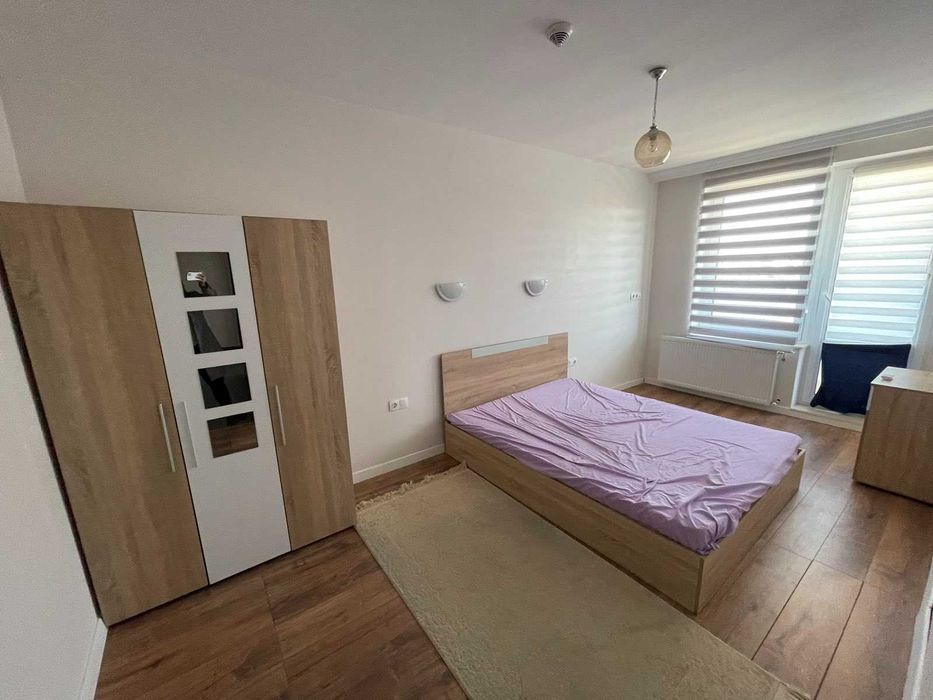 Дава се под наем Тристаен апартамент в Бургас, Славейков - 120 кв.м за 850 € - Снимка #2