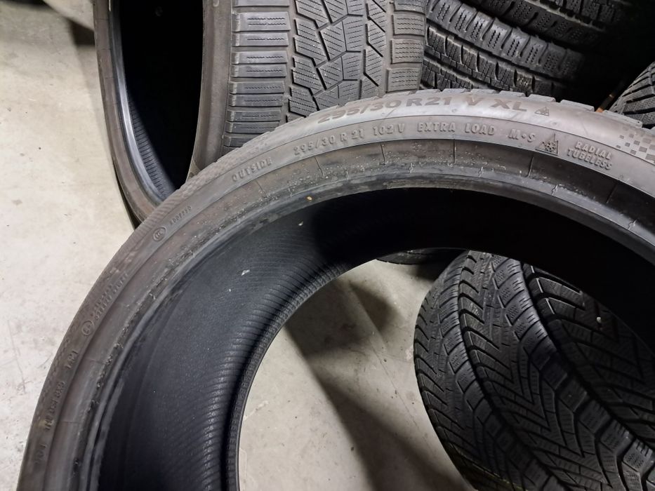 Anvelope second iarna 295 30 R21 Continental