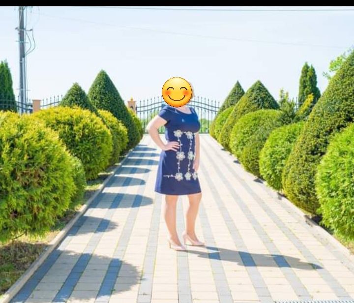 Vand rochie marimea 42/xl