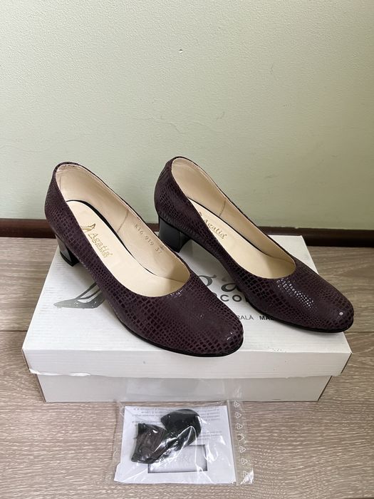 Pantofi de piele cu toc