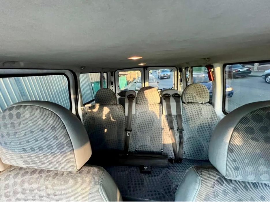 Vând Ford Transit 8+1 locuri, 2.2 Diesel, 2009