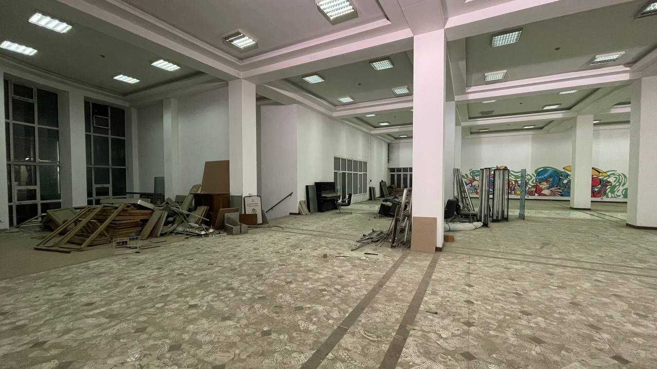 Сдам помещение 700m2 в Центре Юнусабада на кругу, под Банк или др. RR