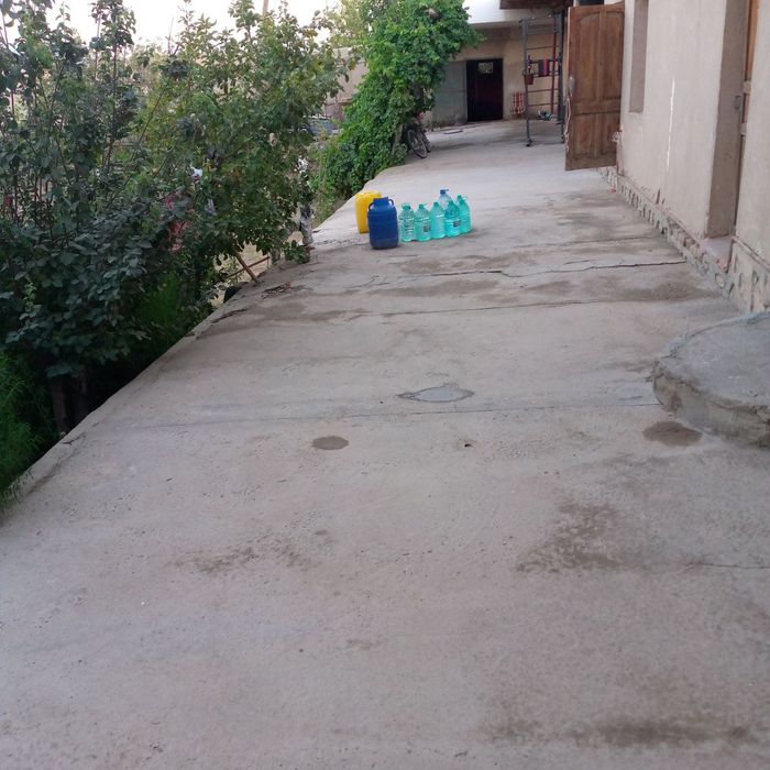 Tez va arzon xovli sotiladi