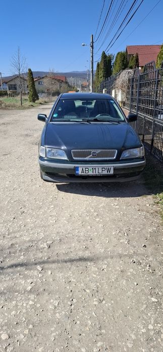 VOLVO V40 de vinzare