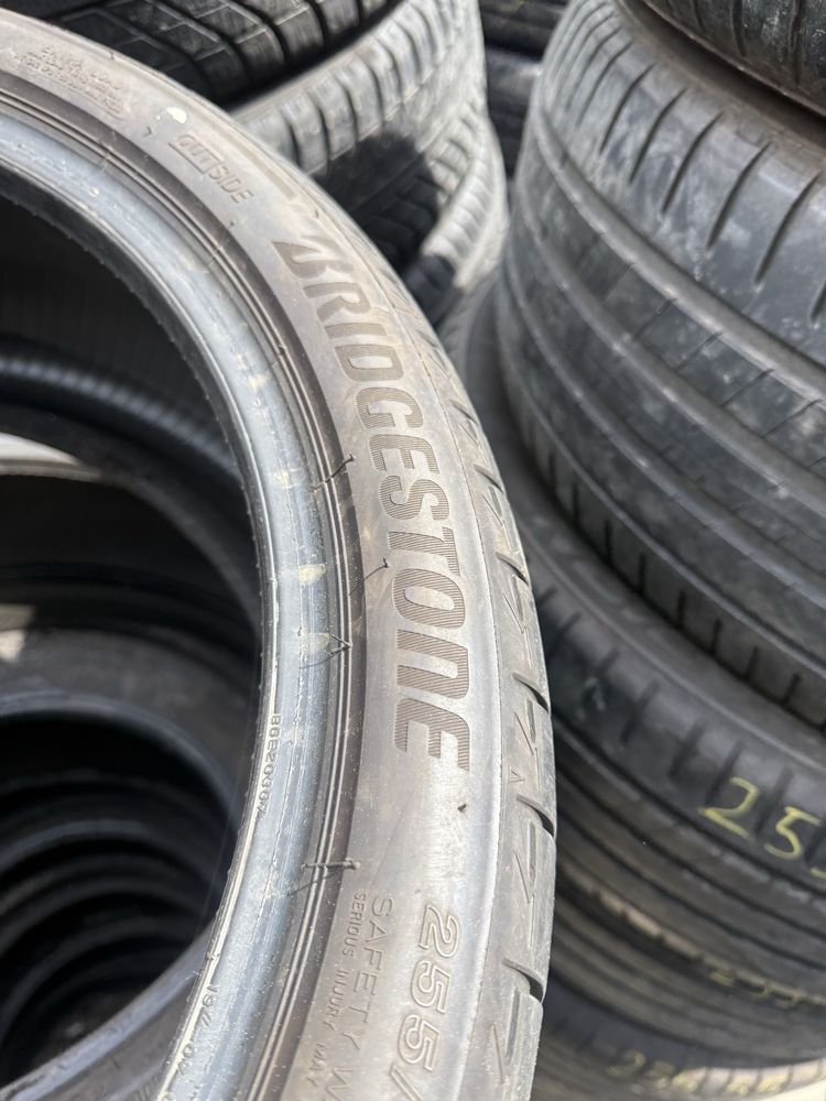 255/35/19”Set BRIDGESTONE dot 2022.anv vară.Impecabile.