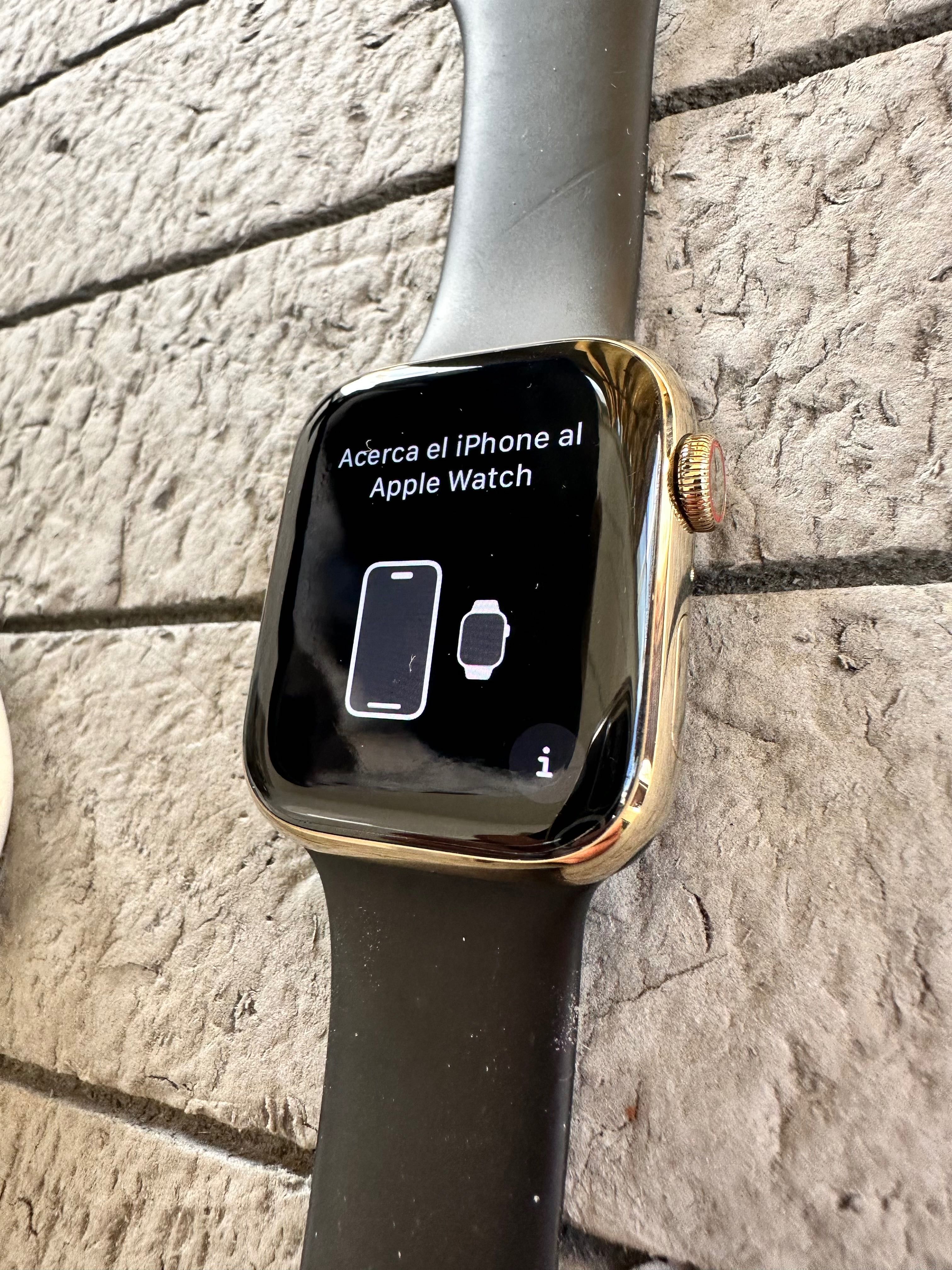 Apple Watch Series 7 45 Cellular Gold Stainless Steel