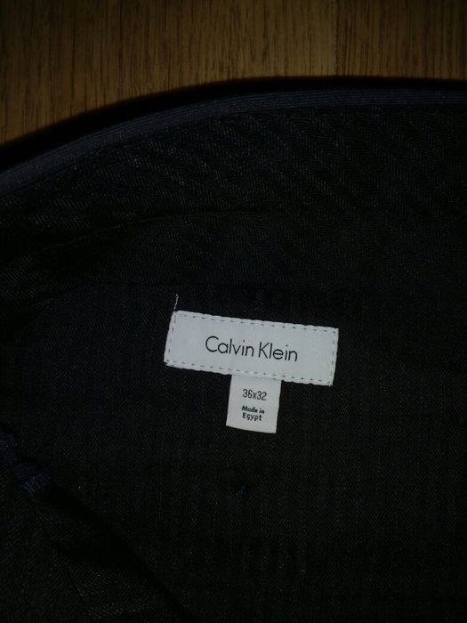 Pantaloni Calvin Klein mărimea 36 x 32