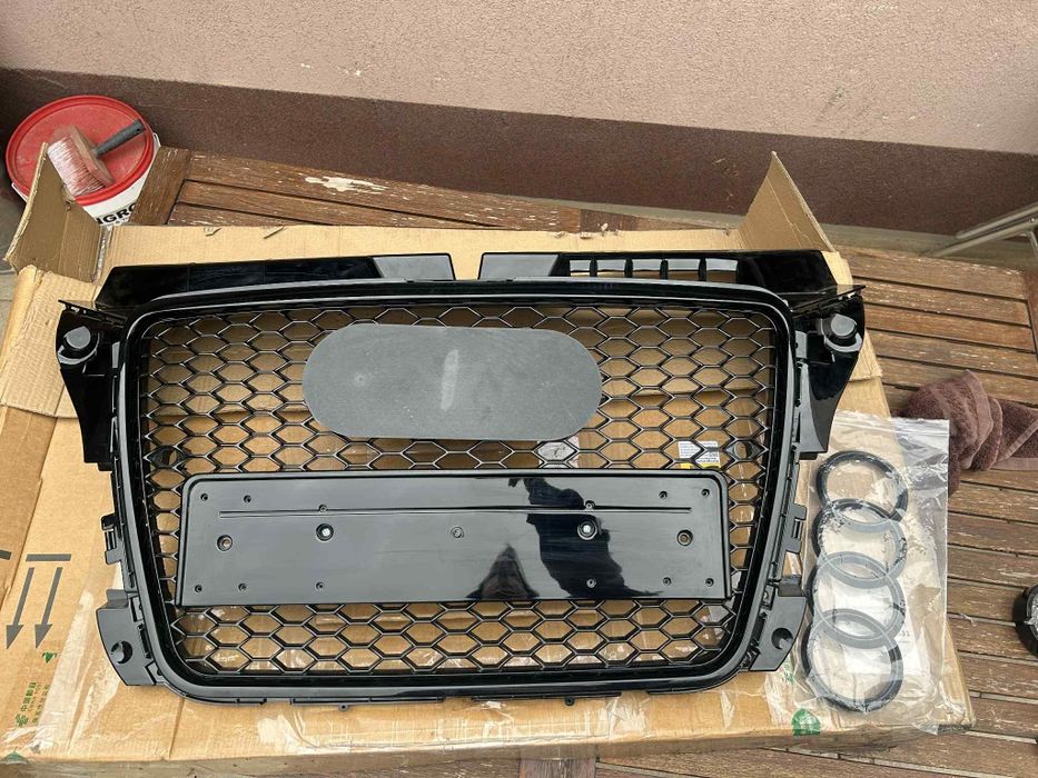 Решетка за предна броня стил RS Ауди А3 8П Audi A3 8P 2009-2012