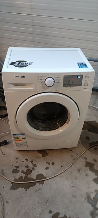 Mașină de spălat rufe