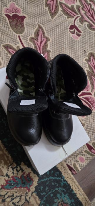 Спец ботынка сатылады 43 размер