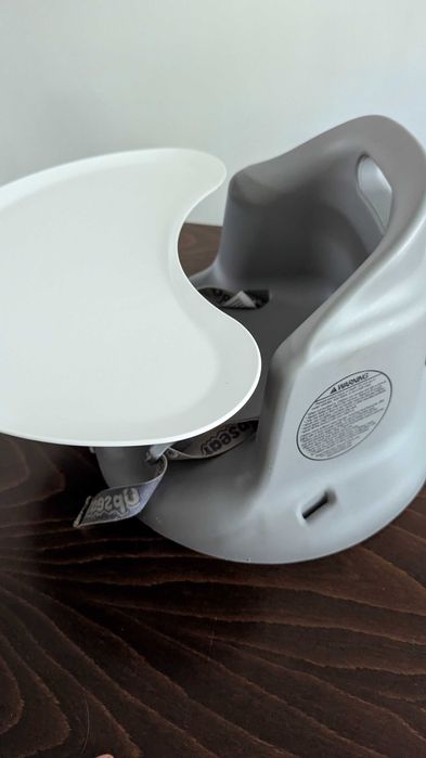 Upseat столче за хранене