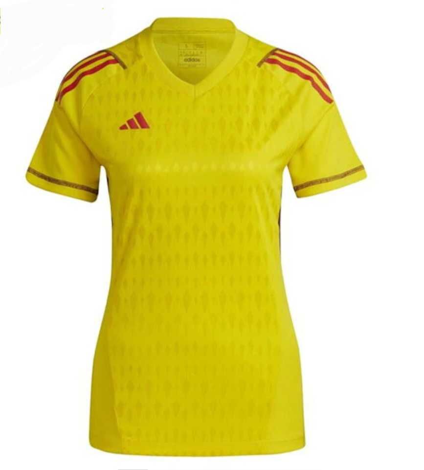 Adidas дамска тениска размер XS